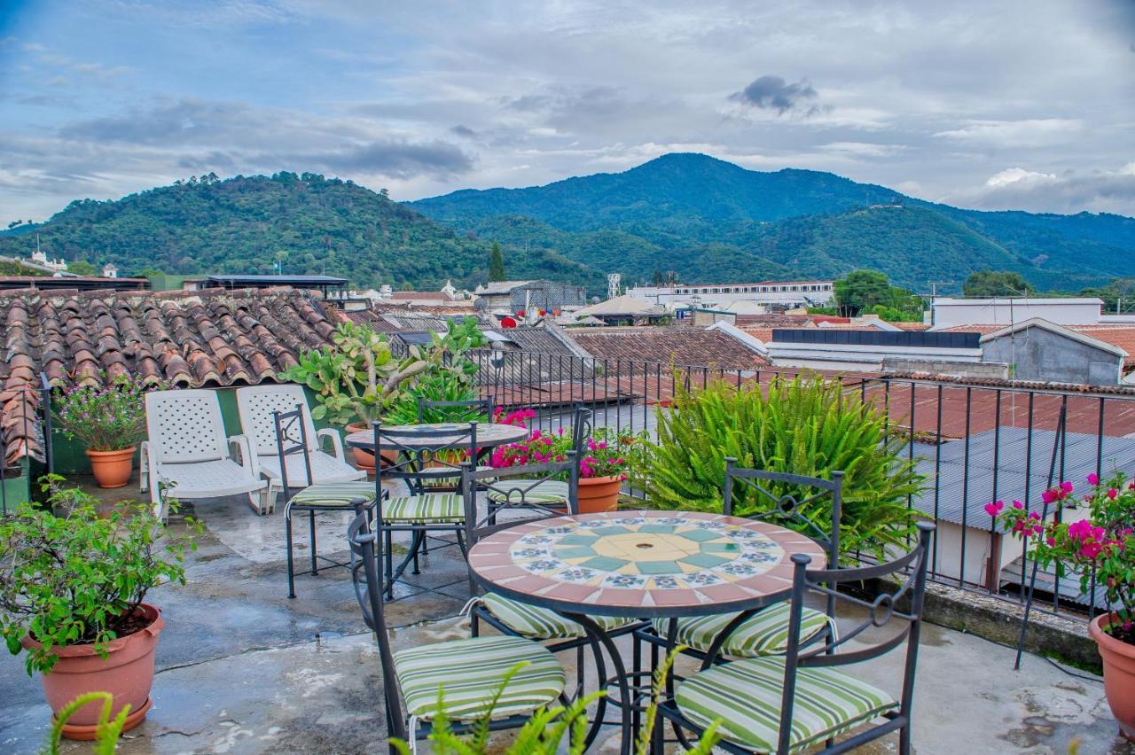 Hotel Casa Rustica By Ahs Antigua Bagian luar foto