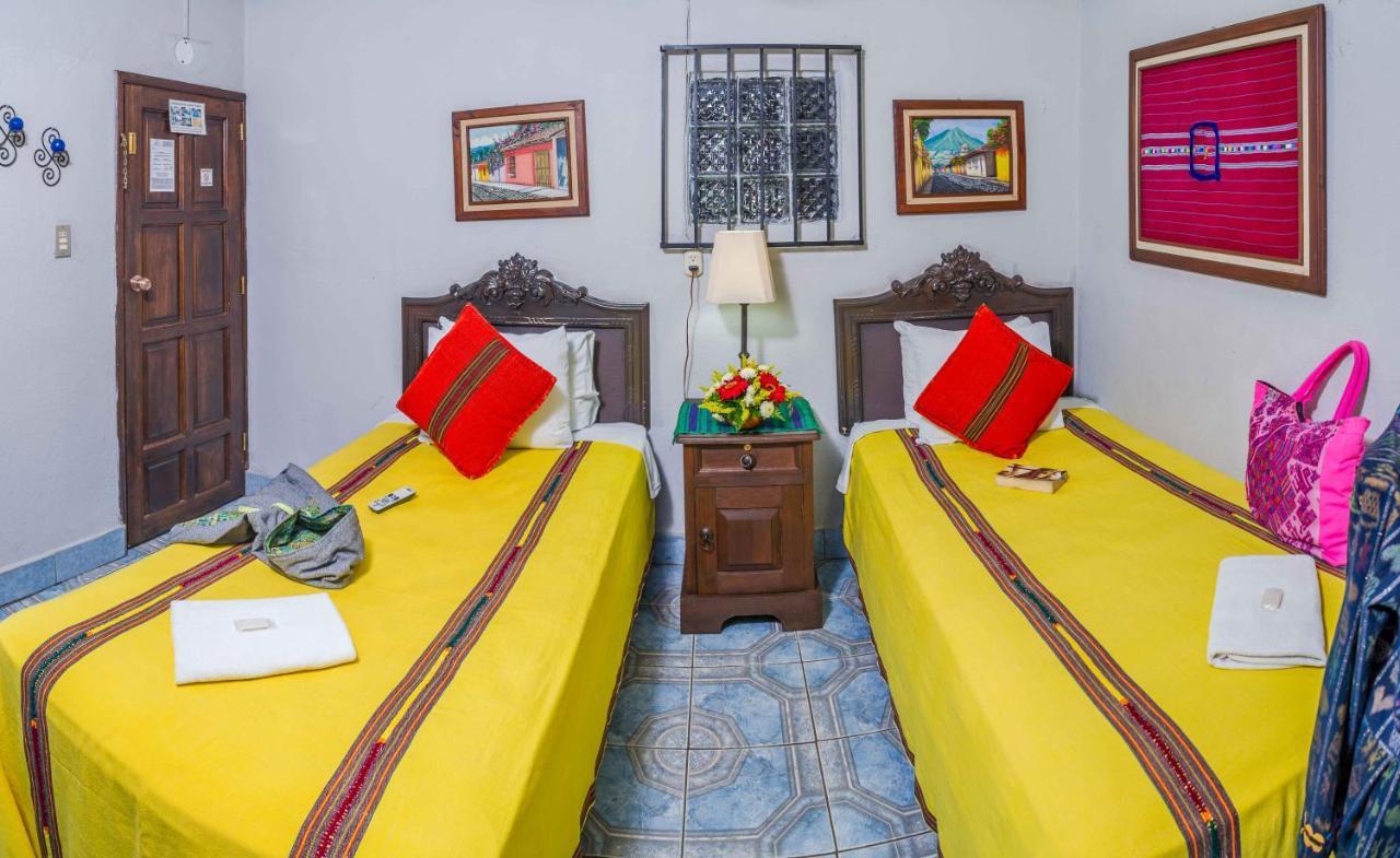 Hotel Casa Rustica By Ahs Antigua Bagian luar foto