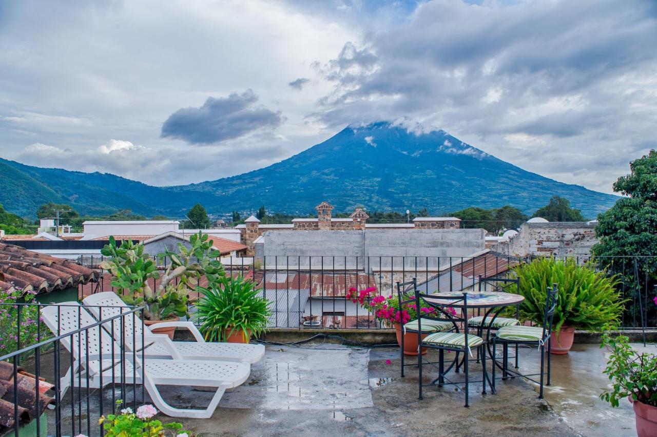 Hotel Casa Rustica By Ahs Antigua Bagian luar foto